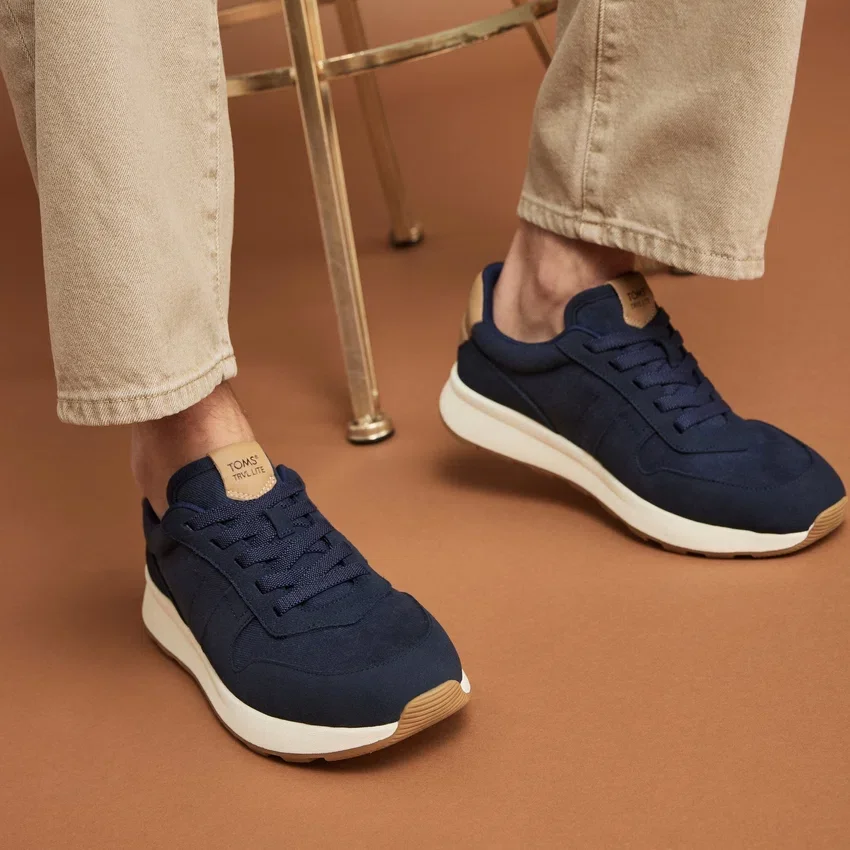 Men TRVL LITE Retro Runner Sneaker Men TRVL LITE Retro Runner Sneaker
