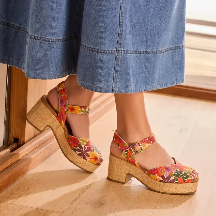 Women Isla Peep Toe Heeled Sandal Women Isla Peep Toe Heeled Sandal