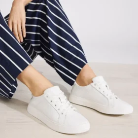 Women Kameron Lace-Up Sneaker Women Kameron Lace-Up Sneaker